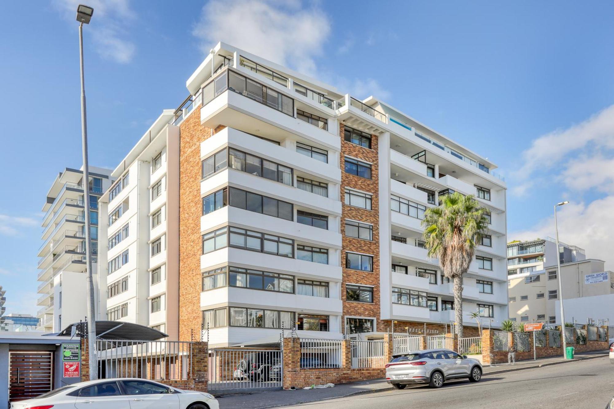Backup-powered Bantry Bay View 2 Bed Apartment *